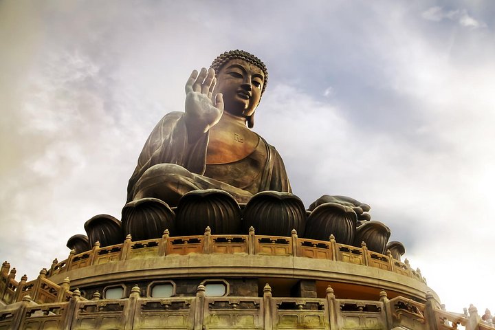 Lantau Island Cable Car Tour and Tai O Boat Ride with Ferry Transfers from Macau