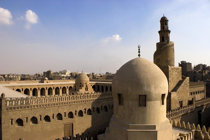4-Hours Tour Islamic Cairo and Old mosques & Lunch