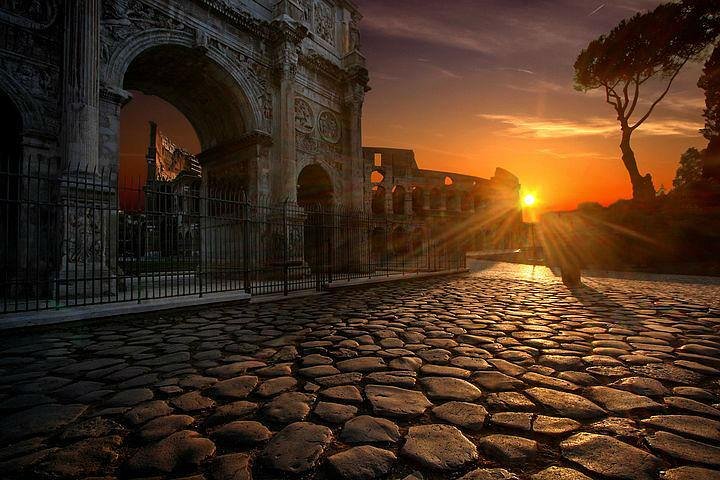Amazing Sunrise Tour in Rome