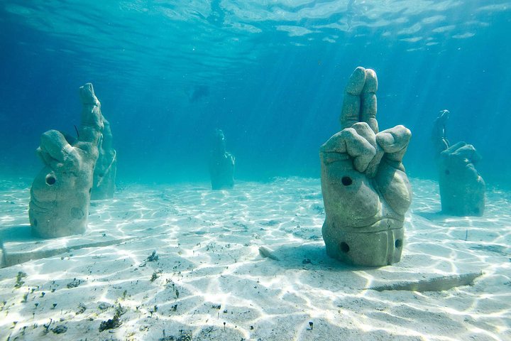 Cancun Half-Day Sailing Catamaran Cruise to Isla Mujeres