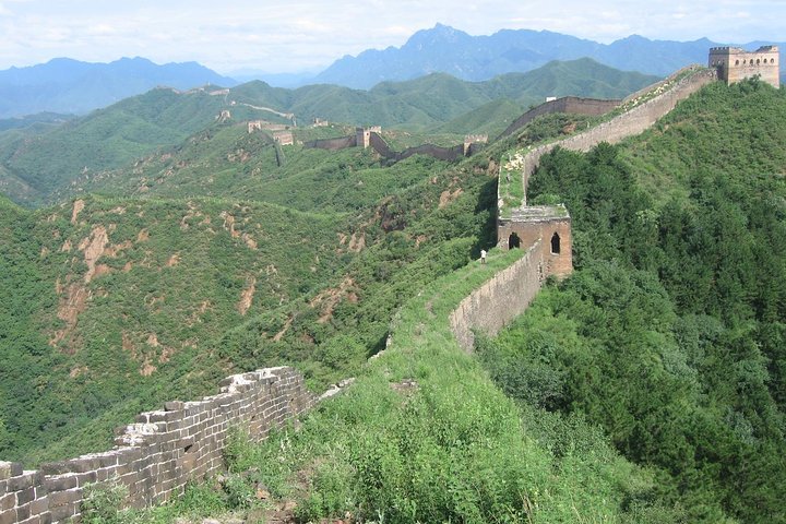 Beijing: 2-day Small Group Great Wall Hiking Gubeikou&Jinshanling