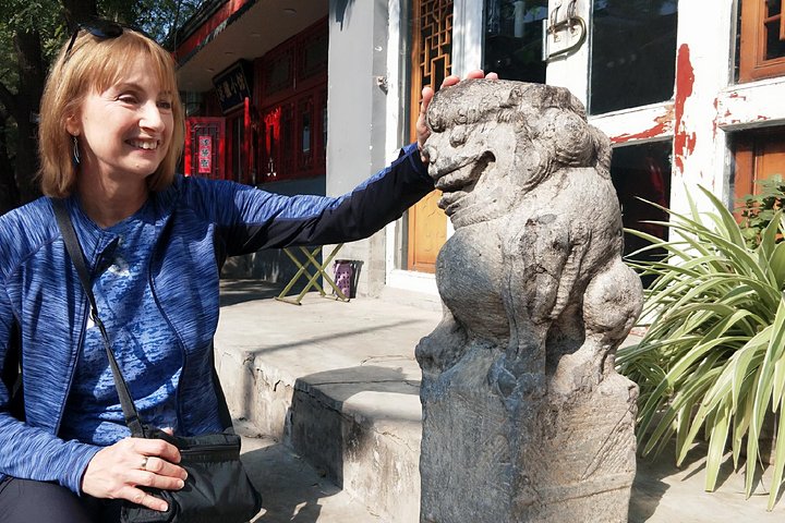 Beijing Hutong Private 4-Hour Walking Tour w/ Drum & Bell Tower