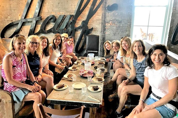 Walking Food & Drink Tour of Downtown Nashville