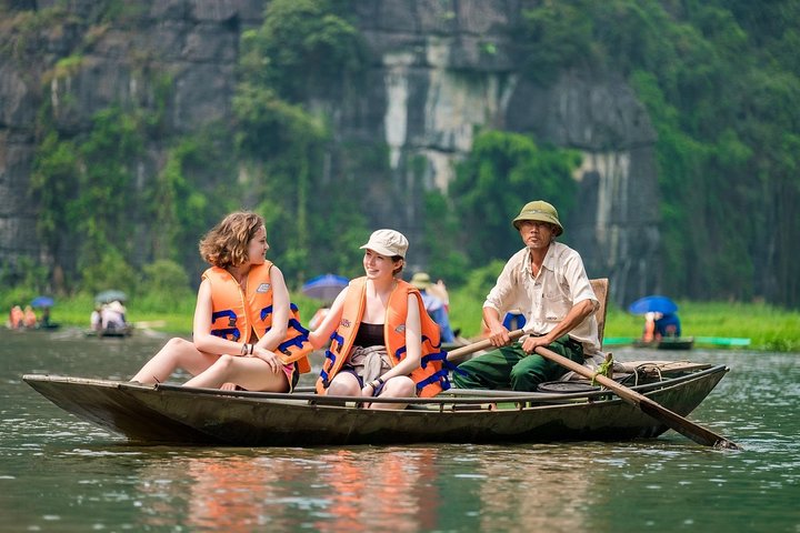 Ninh Binh - Hoa Lu - Trang An - Mua Cave Day Trip: Boat trip, Hiking & Cycling