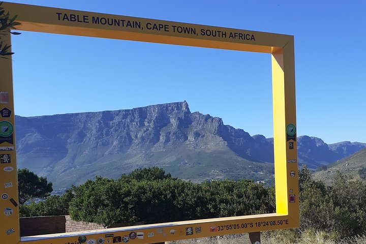 Cape Town Uncovered : Half-Day City Tour with Table Mountain Tour
