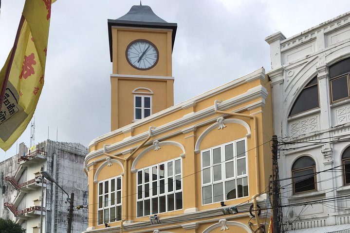 Phuket Night Food Walking tour