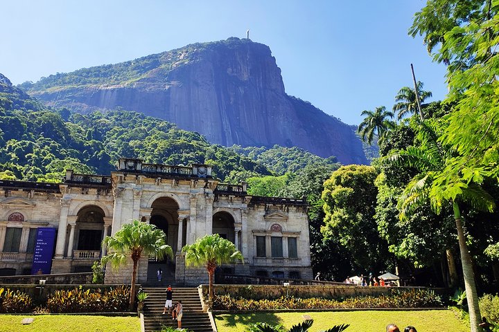 Corcovado Hiking Tour in Rio de Janeiro