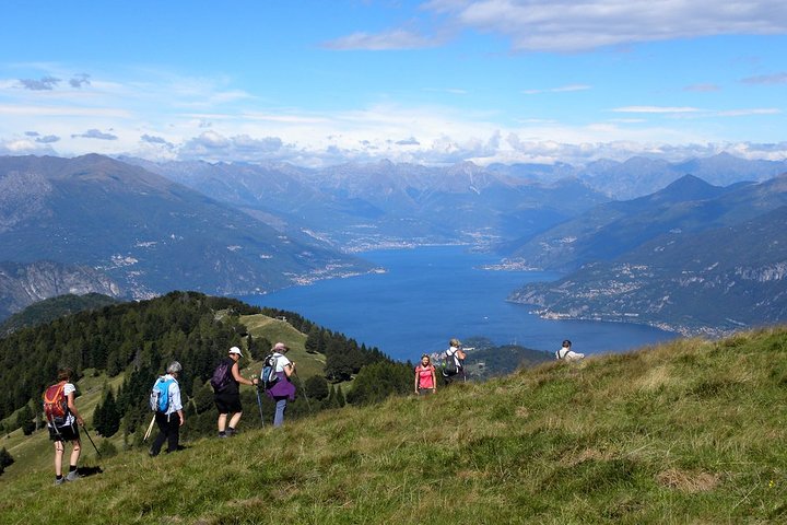 Lake Como trekking private guided tour, from Milan