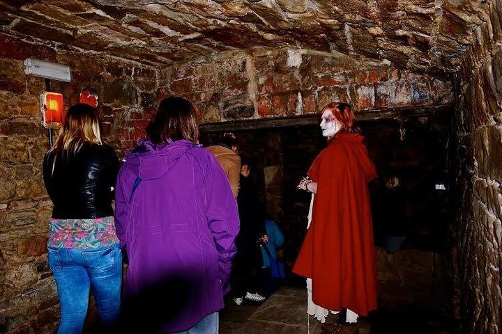 Extreme Paranormal Underground Ghost Tour in Edinburgh