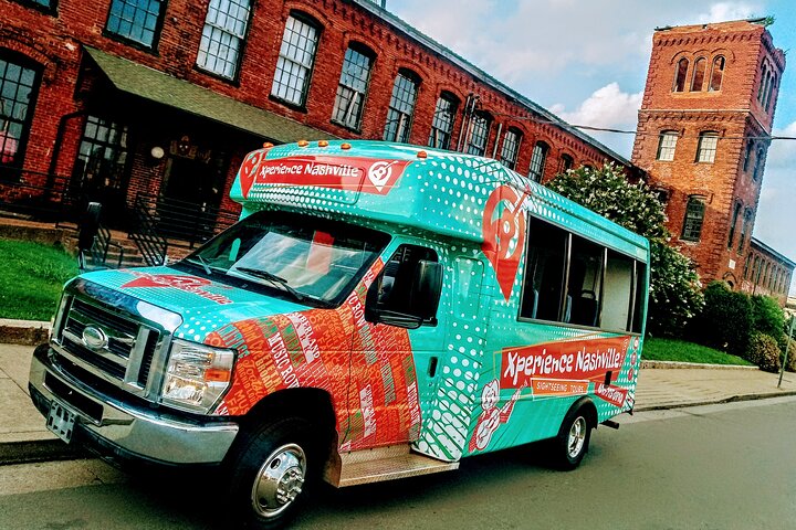 Private Open-Air Minibus Sightseeing Tour in Nashville