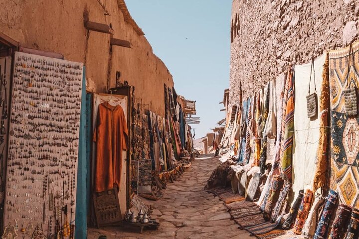 2 Days Tour to Fint Oasis and Route Of 1000 Kasbahs In Ouarzazate