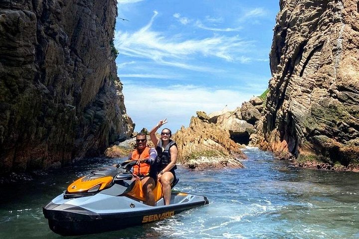 Jet Ski Tour to Tijuca Islands from Barra da Tijuca