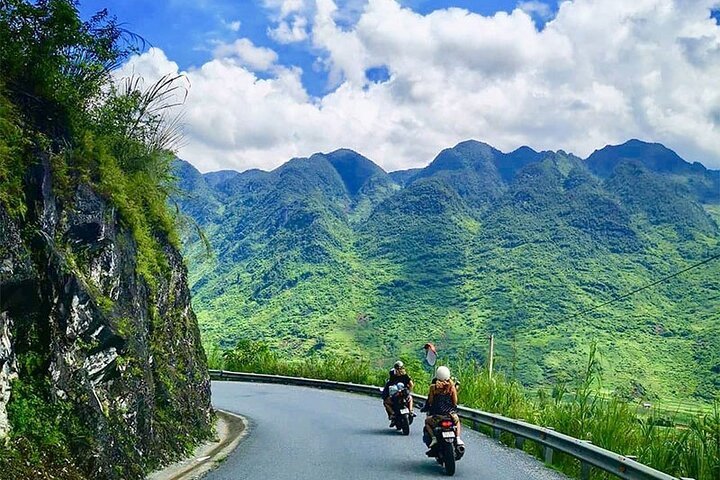 3-Day Ha Giang Loop Tour from Ha Noi and Return