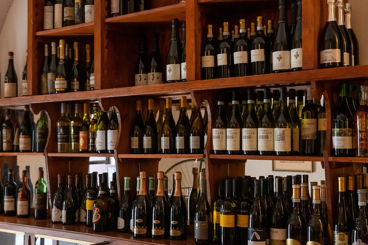 Wine Tasting Experience in Milan City Center