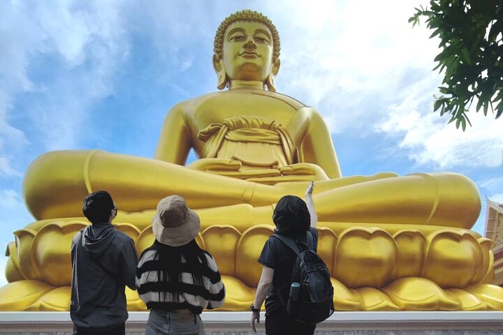 Giant Buddha and Bangkok Local Tour
