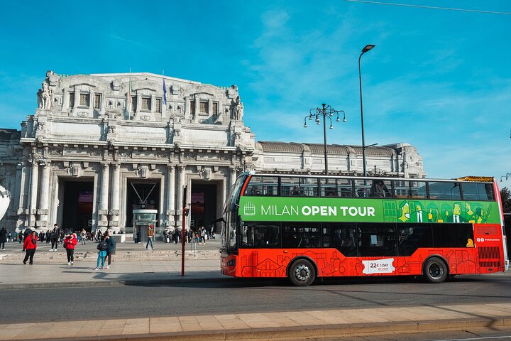 Gray Line Milan Hop-On Hop-Off Bus Tour