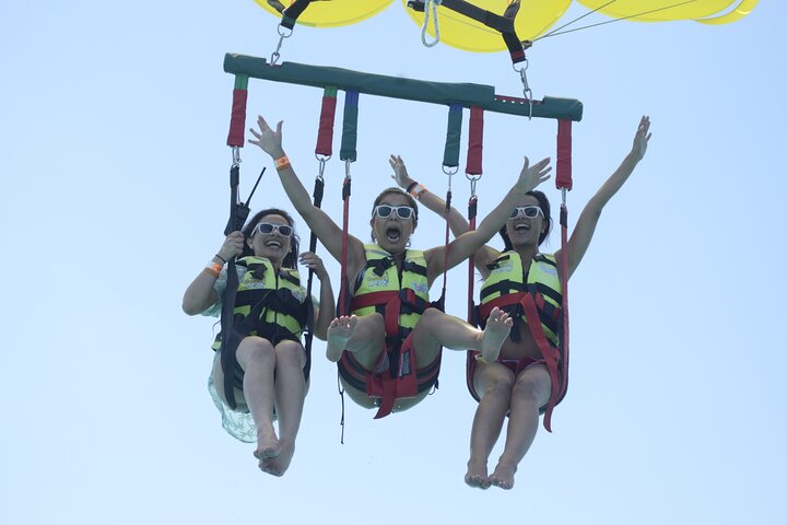 2 in 1 Parasail Cancun and Jet ski