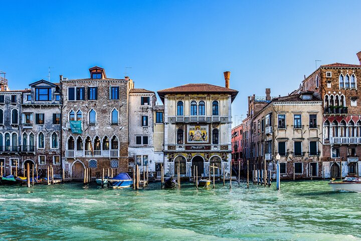 Best Private tour to Burano and Murano from Venice