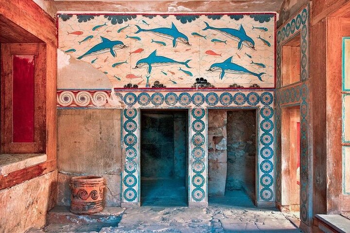 Crete in a Day: Knossos, Soap Workshops, Olive Oil & Wine Tasting