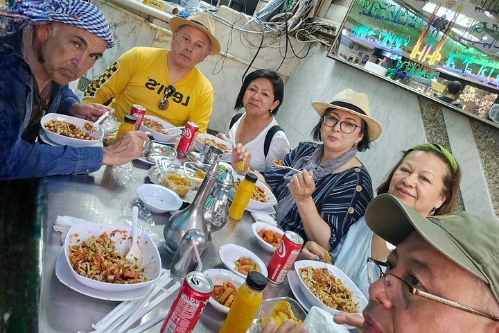 Walks Of Cairo Night Excursion With Food & walking Tour