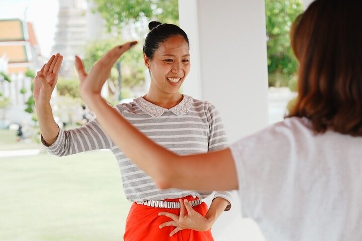 Thai Dance Class at Wat Arun