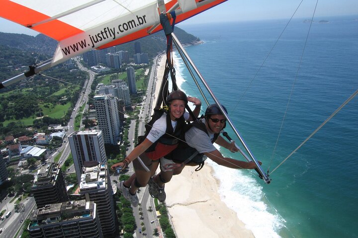Hang Gliding & Paragliding in Rio de Janeiro