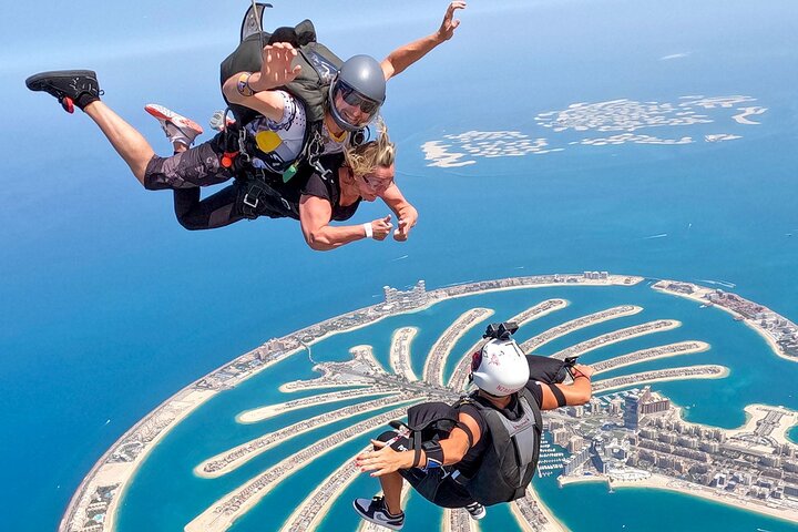 Skydive Over The Palm Dubai – Tandem Jump Experience
