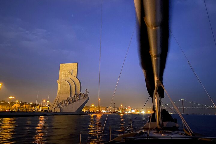 Lisbon Sailing Tour by Night