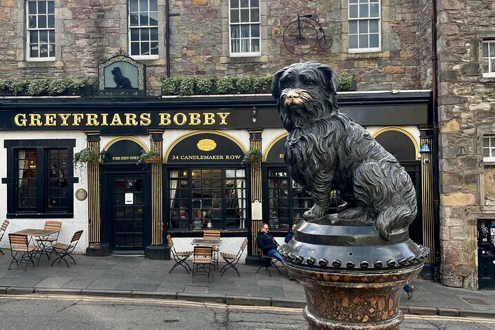 Best of Edinburgh: Small Group Walking Tour (Max 10, 3 Hours)