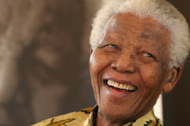 Private Tour Robben Island, Kirstenbosch and wine tasting