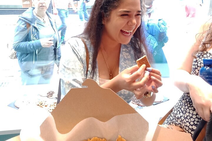 Food Tour Amsterdam | Taste The Best of Dutch Flavors