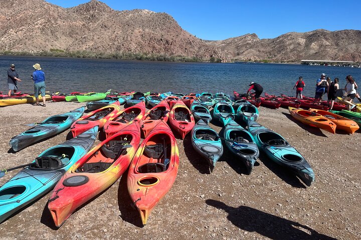 Emerald Cave Kayak Rental: Self-Guided Willow Beach Adventure
