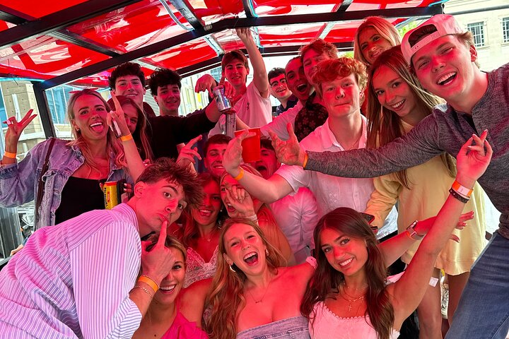 Party Bus Tour in Nashville