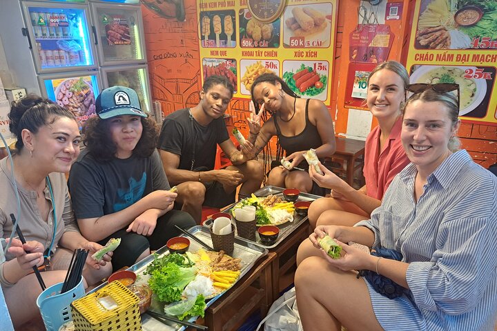 Hanoi Street Food Tour with Local Guide