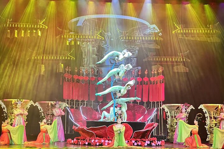 Beijing Acrobatics Show At Red Theater