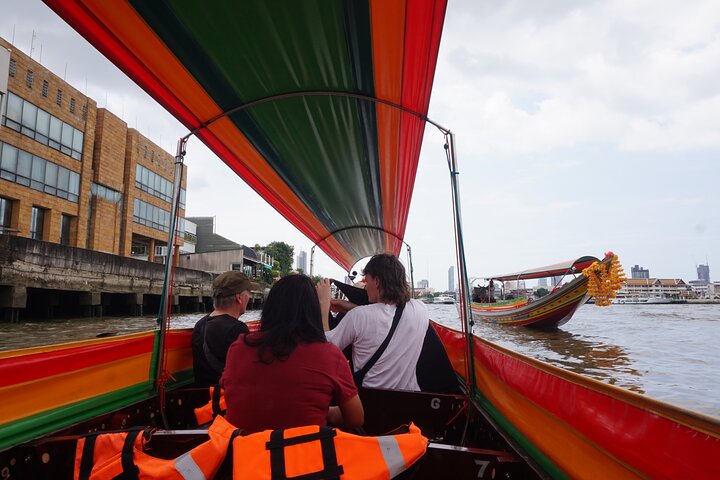 Bangkok Yai Local Canal Tour with Longtail Boat