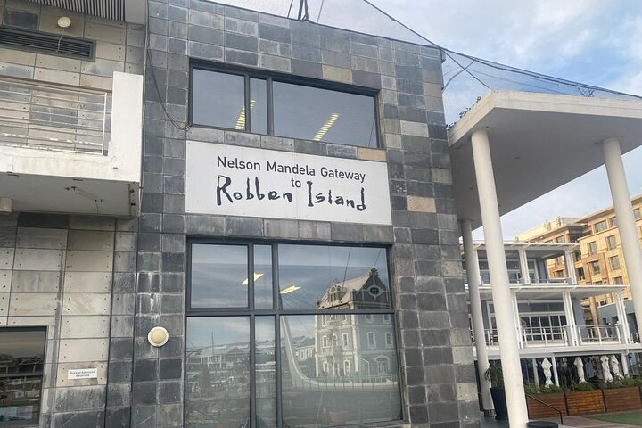 Robben Island Tour with Hotel Pickup