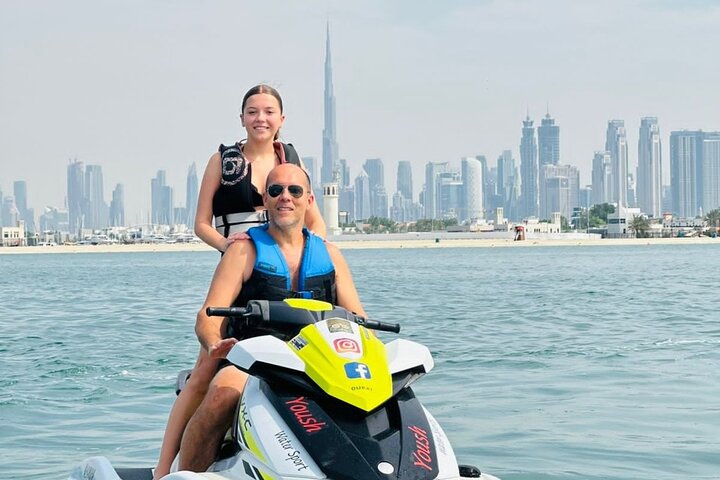 Dubai Jetski Tour of Burj al Arab and Burj Khalifa 45Min.