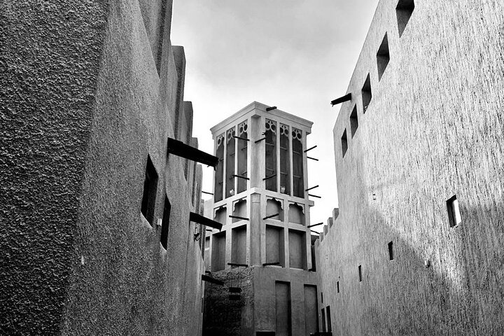 Dubai Old Town Walking Tour with Abra ride, Spice and Gold Souk