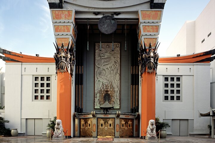Historic Hollywood Boulevard and Movie Palaces Walking Tour