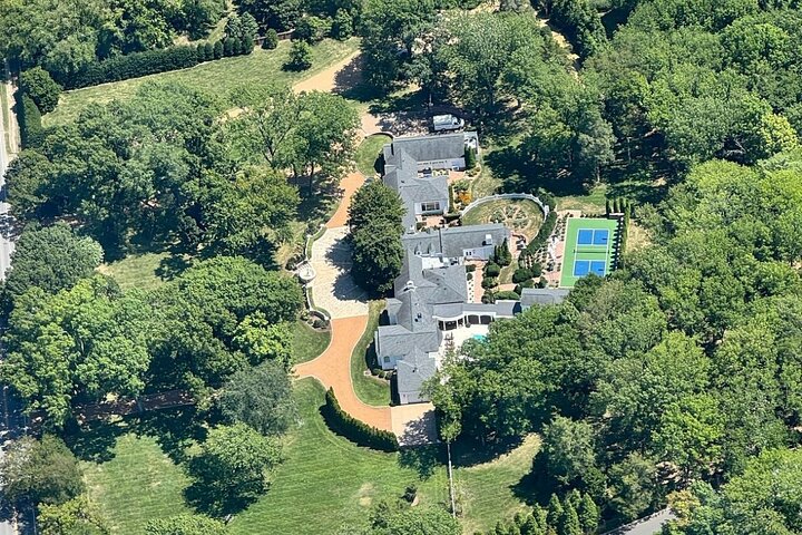 Nashville "Homes of the Stars" Helicopter Tour