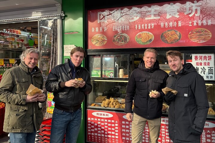 Street Food Discovery by Bike