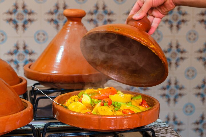 Moroccan Cooking Class with Market Visit and Meal