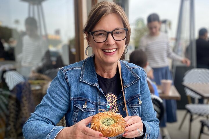 Gourmet LA Venice Beach Walking Food Tour with Delicious Dish