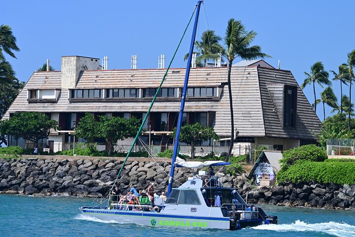 Oahu Catamaran Snorkel Tour: See Turtles 100% Guaranteed