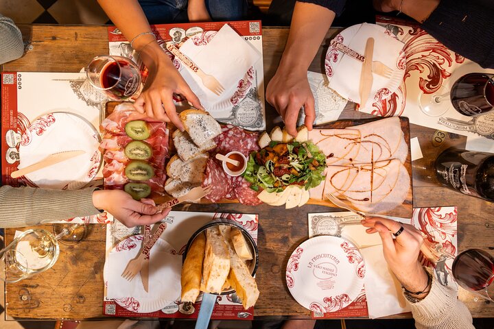 Milan Gourmet Tour: A Premium Tasting Experience by Do Eat Better