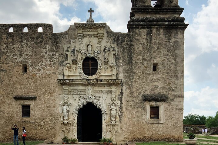 San Antonio 1/2 Day "BEST" UNESCO Colonial Missions driving tour
