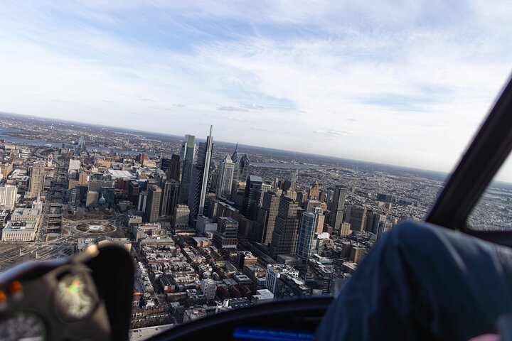 Downtown Philadelphia Helicopter Tour