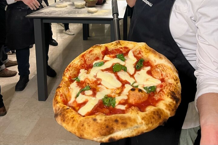 Pizza Cooking Class with Tiramisù and Wine Tasting in Milan