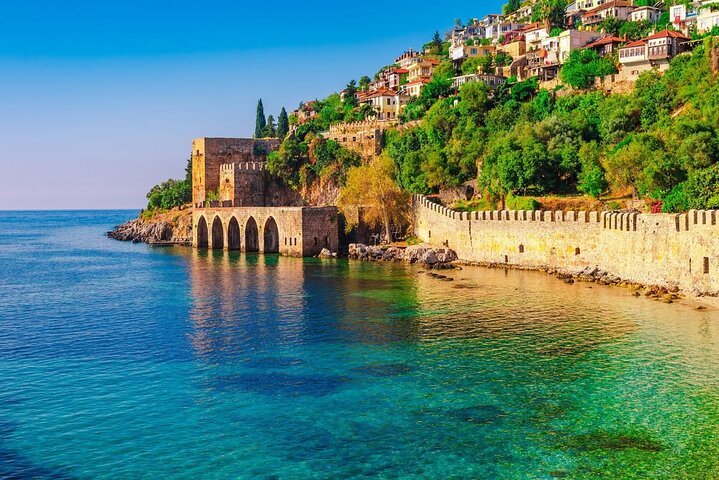 Alanya City Tour with Cable Car & Dimçay Boat Tour–Lunch Included